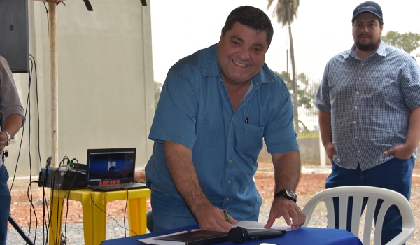 Em parceria com Fiems e Energisa, prefeito de Bonito dá ordem de serviço para iluminação em ciclovia