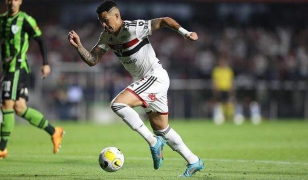 São Paulo defende vantagem para chegar a semifinal da Copa do Brasil