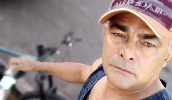 Encanador que morreu em buraco de obra na Capital tinha 56 anos