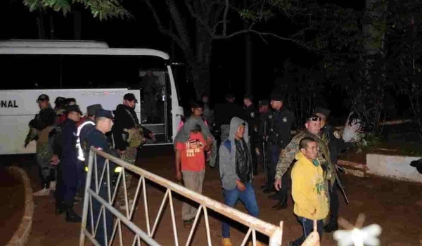 Candidato a senador e mais 17 pessoas são presas em cidade paraguaia