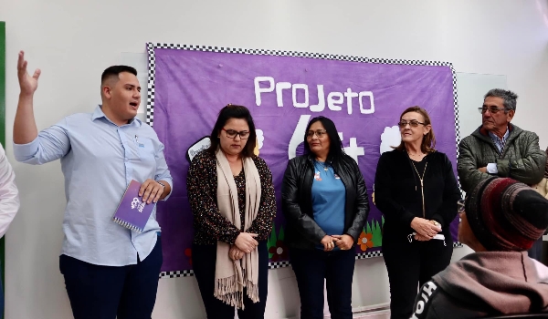 Projeto +60 leva inclusão digital para idosos murtinhenses