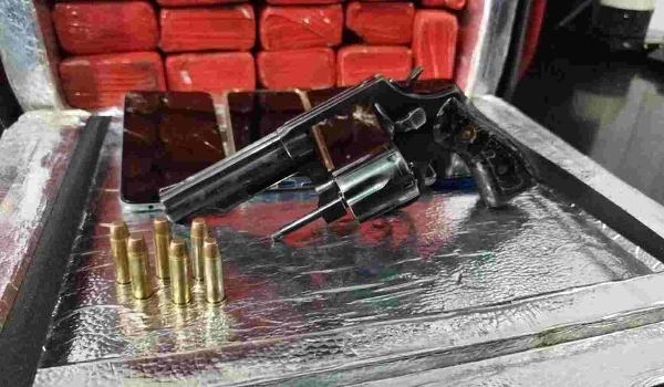 Traficante preso em Dourados usava caixa de entrega de comida para esconder maconha