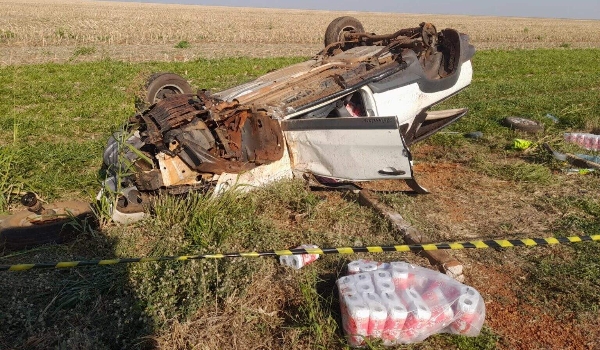 Motorista de MS morre após picape capotar em rodovia de Mato Grosso
