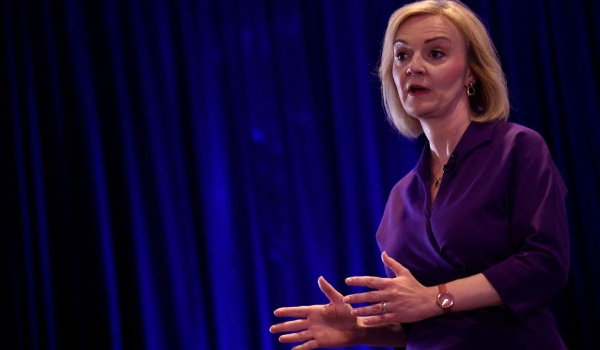 Liz Truss é eleita primeira-ministra no Reino Unido e se torna a terceira mulher no cargo
