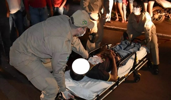 Idoso é esfaqueado no peito e morre após ser levado para hospital