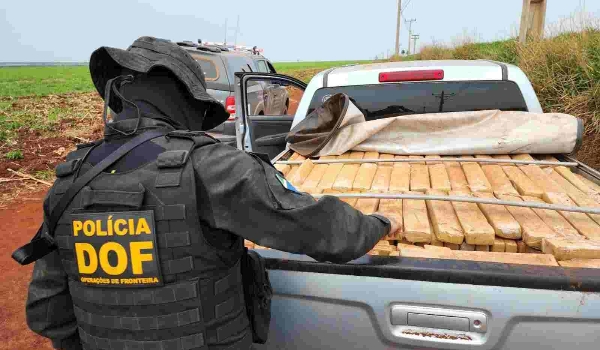 Furtada em São Paulo, camionete é interceptada na MS-162 com mais de 1 tonelada de maconha