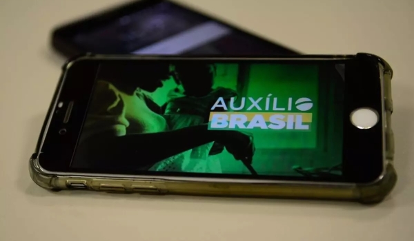 Auxílio Brasil de R$ 600 começa a ser pago na próxima semana; confira o calendário