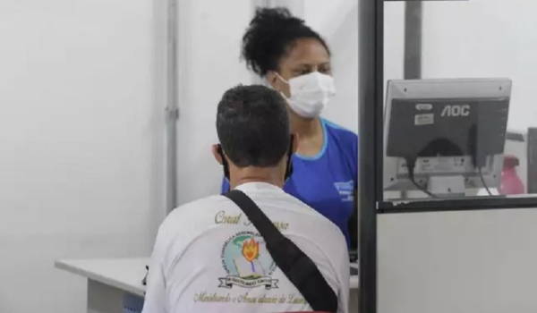 Funsat oferece 2.347 vagas com destaque para operador de caixa 