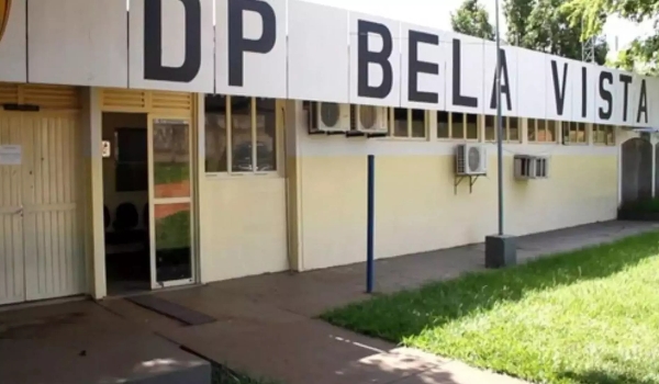 Adolescente toma remédio e primo a estupra enquanto dormia durante festa