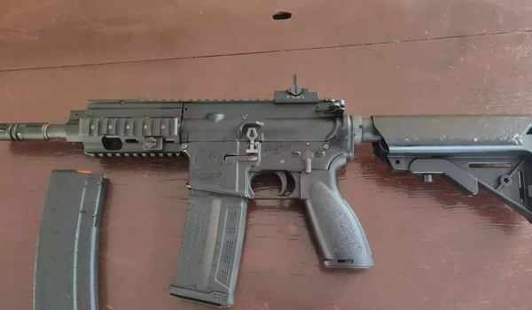 Motociclista aponta fuzil para policiais e é morto durante perseguição em MS