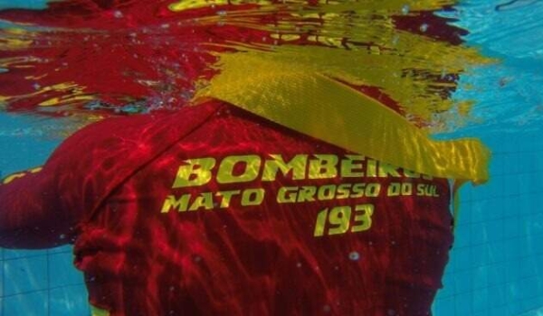 Você sabe o que fazer em caso de afogamento? Bombeiros dão dicas em feriadão