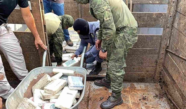 Polícia Federal espera apreender volume recorde de cocaína este ano