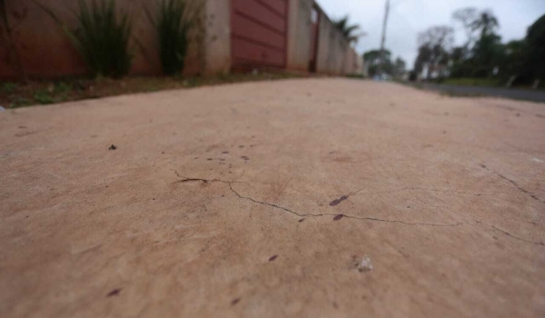 Vizinhos ouviram rajadas de tiros antes de 