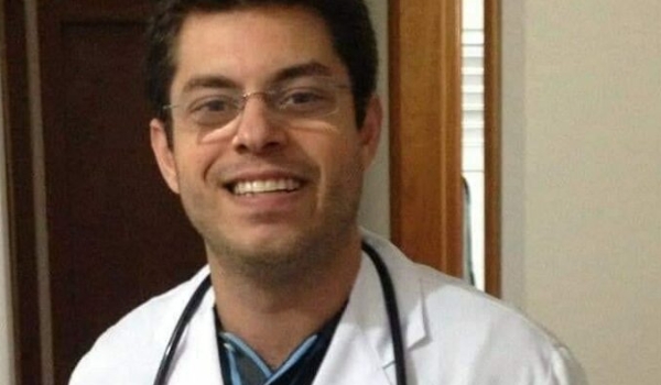 Médico que foi agredido em restaurante morre após 10 meses em coma