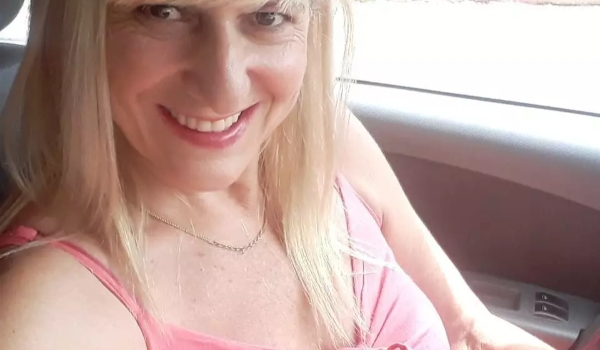 Juiz mantém prisão de mulher que matou a ex do marido atropelada