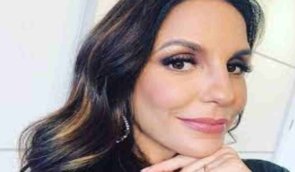 Ivete Sangalo declara apoio a Lula e faz o 'L' durante show em Salvador