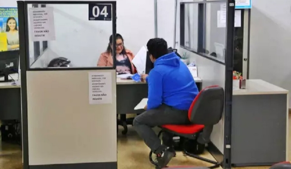 De barista a vigilante, Funsat oferta 1.433 vagas de emprego nesta quarta 