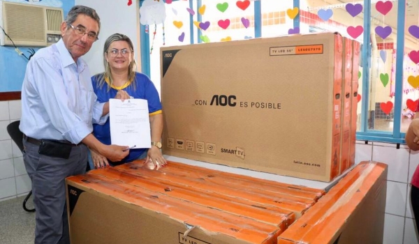 Prefeitura de Porto Murtinho entrega televisores de 50 polegadas para a CEI Rafael Cortada