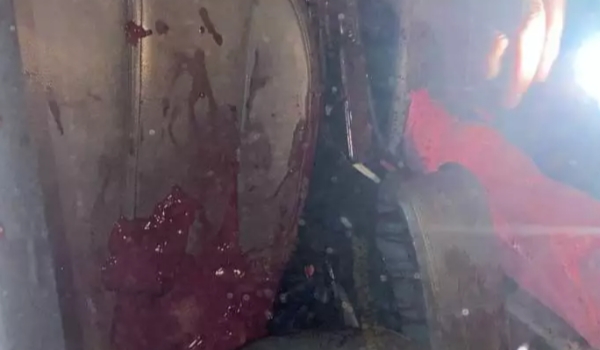 Ao ir buscar mulher em salão de beleza, homem é executado dentro de picape