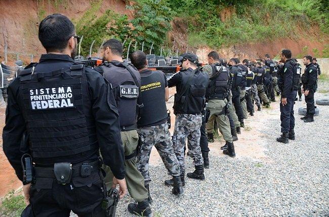 Concurso com salário de até R$ 6 mil encerra inscrições na sexta