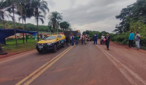 Manifestantes mantêm sete pontos de bloqueio em rodovias estaduais de MS