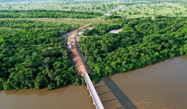 Em obras, 1,5 mil km de estradas serão implantados no Pantanal com recursos do Fundersul