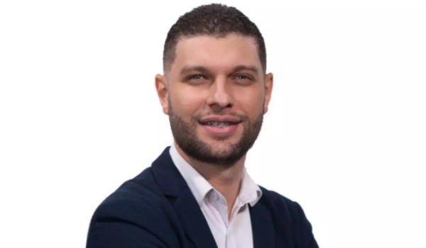 Após exonerações, prefeita troca secretário de educação em Campo Grande