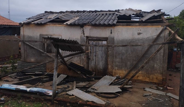 Chuva de 50 minutos deixa Caracol com ‘cenário de guerra’, diz prefeito
