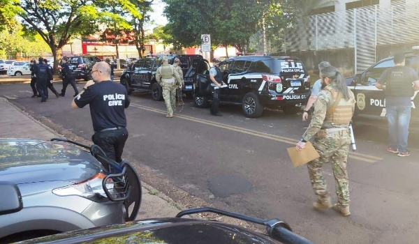 Operação policial cumpre 34 mandados contra suspeitos de tráfico e roubo