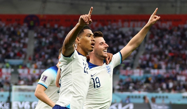 Inglaterra estreia em torneio com goleada sobre Irã