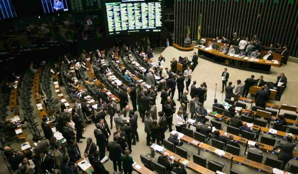 Congresso articula liberação de R$ 7,9 bi do orçamento secreto