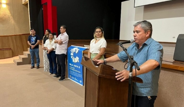 Prefeitura entrega certificados aos formandos dos cursos do SENAI