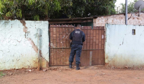 Adolescente baleada pelo namorado perde a visão dos dois olhos