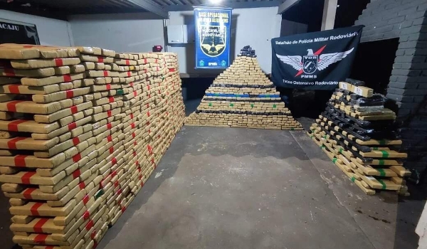 Polícia apreende carga de maconha avaliada em mais de R$ 2 milhões