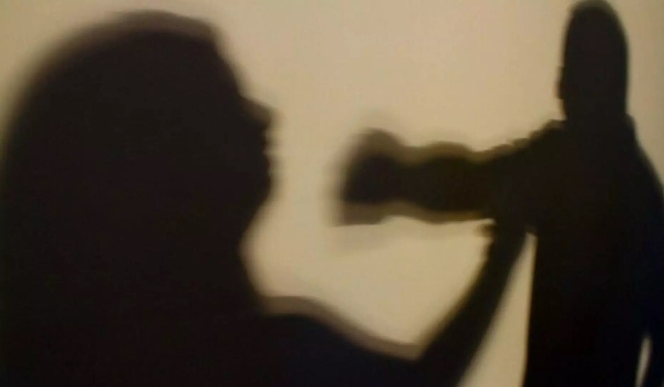 Ao sair de pagode, mulher é atingida por tiro no rosto em Corumbá