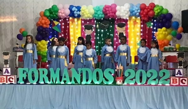Escola Municipal Inácio Silvestre Monteiro realizou formatura para o Pré II no Alto Caracol