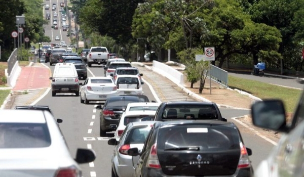 IPVA 2023: mais de 900 mil carnês já estão sendo entregues no MS