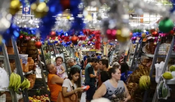 Fecomércio-MS projeta vendas de Natal em 2022 quase três vezes maior que no ano passado