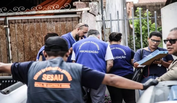 Polícia autua mãe e filhas após denúncia de ONG com 55 animais em situação de maus tratos