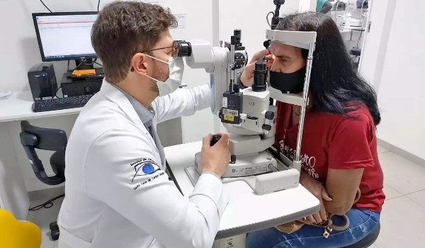 Número de exames oftalmológicos no SUS dobra em relação a 2020