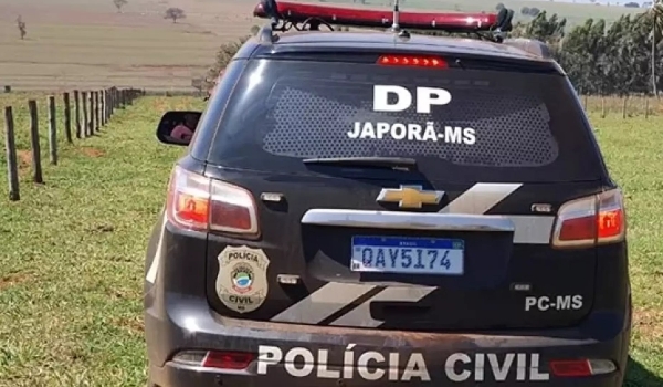 Atiradores invadem aldeia e matam idosa na frente do filho em MS