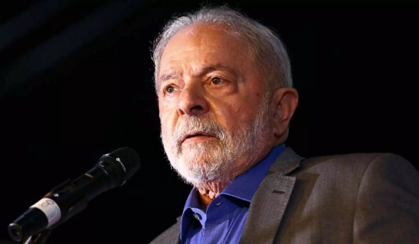 Lula anuncia mulheres no 1º escalão; PT fica com 'núcleo duro' do governo