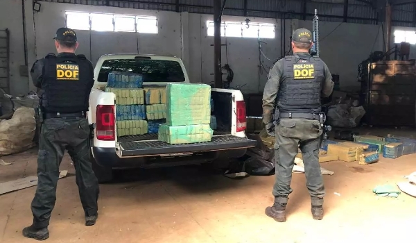 Motorista preso com Land Rover roubada diz que foi contratado por empresário de Dourados