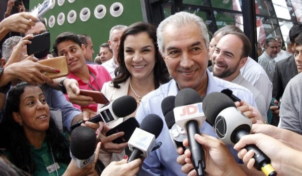 Reinaldo Azambuja tem aprovação de 73% da população do Estado, com destaque para o social 