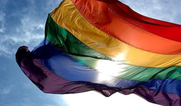 Projetos e programas que assegurem respeito à cidadania e inclusão social já podem se inscrever no Selo Social Cidadania LGBT+