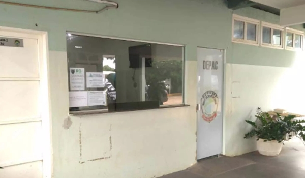 Jovem procura a delegacia e denuncia colega de trabalho por assédio sexual