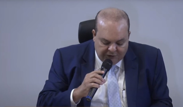 Para ministros do STF, afastamento de Ibaneis é recado para políticos omissos com golpistas 