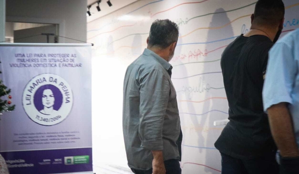 Homem é denunciado por violência doméstica e acaba preso com quase 100 munições