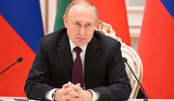 Artilharia russa está reduzida em quase 75%, dizem autoridades dos EUA