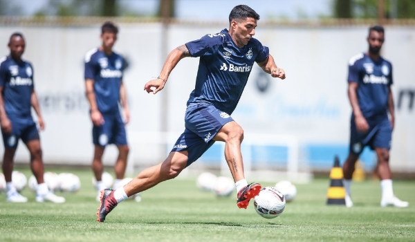 Grêmio adota otimismo com regularização de Suárez e demais reforços para a Recopa Gaúcha